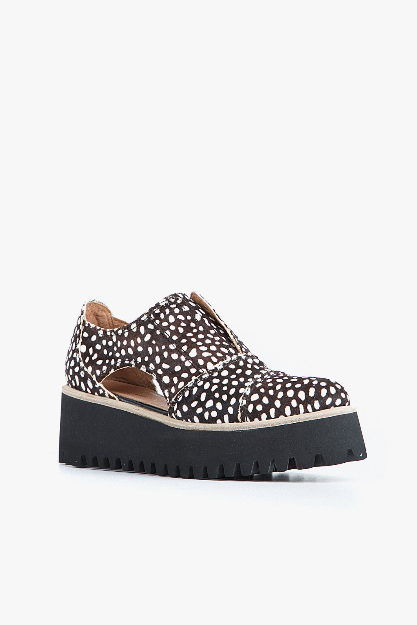 Cutout Cowman Flatform