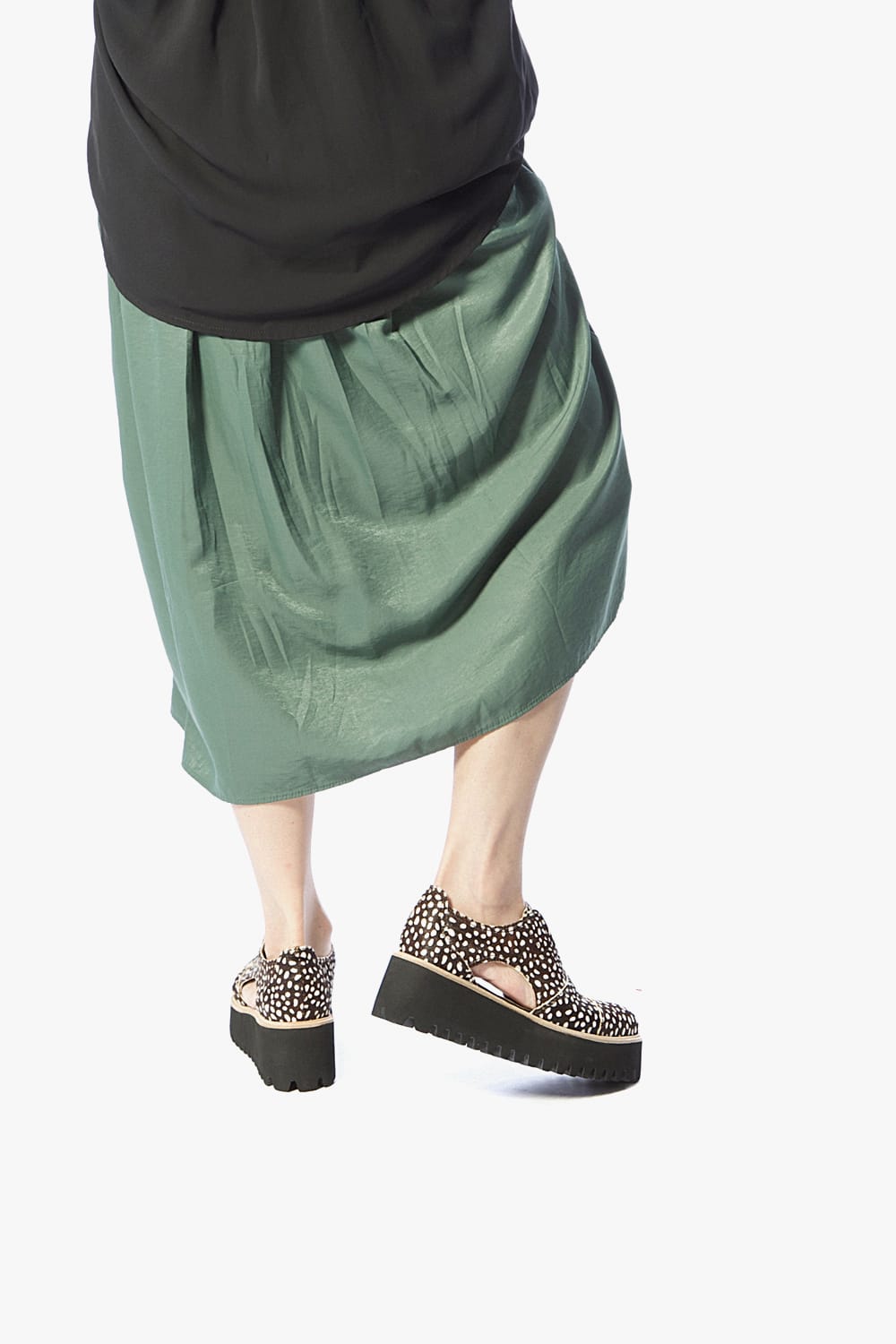Cutout Cowman Flatform
