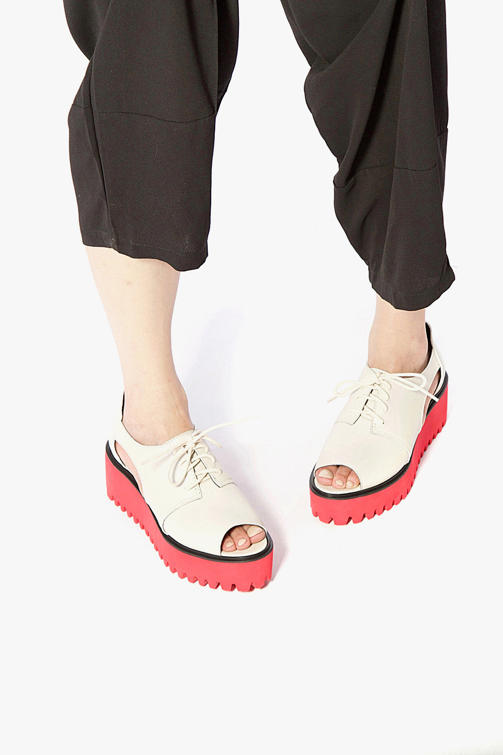 Cutout Flatform Ox