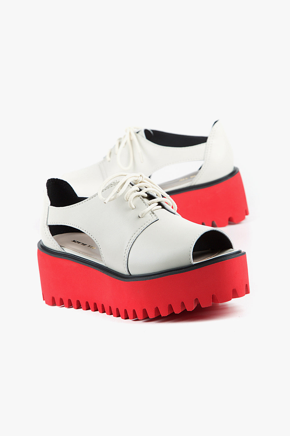 Cutout Flatform Ox