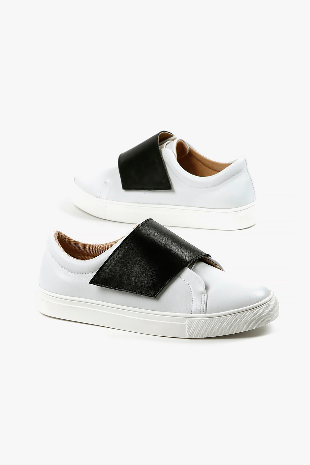 Nu Banded Sneaker
