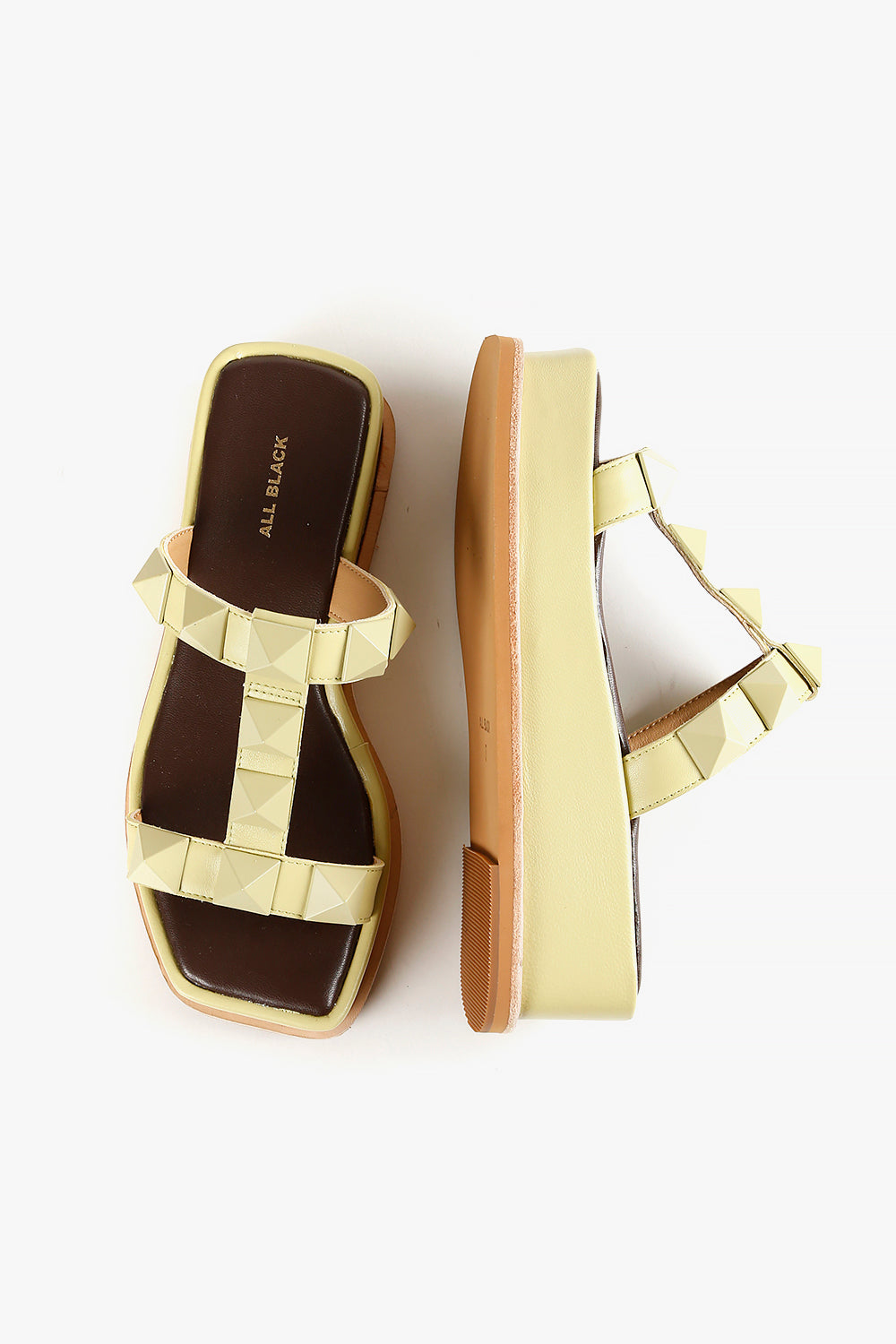 Pyramid T Sandal