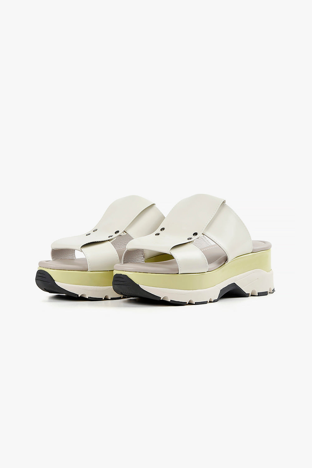 Banded Flex Mule