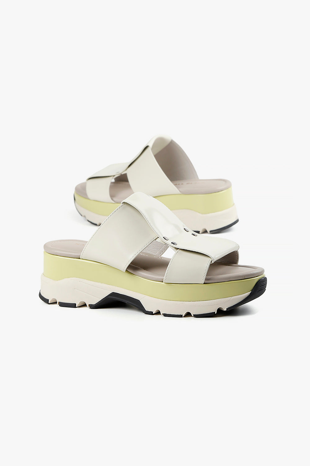 Banded Flex Mule