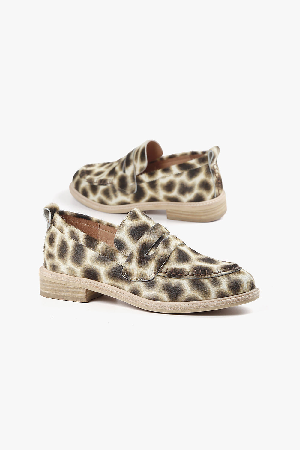 Wow Cow Loafer