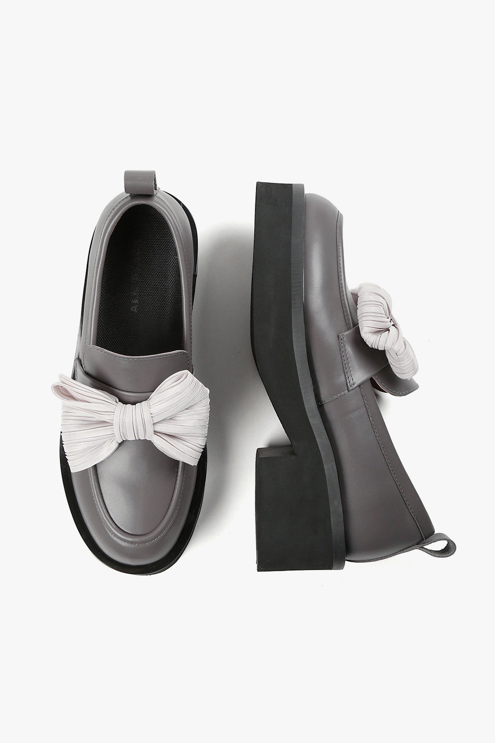 Bow Lady Loafer