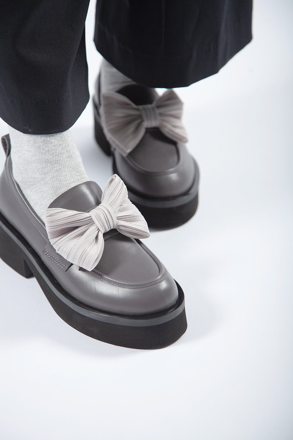 Bow Lady Loafer