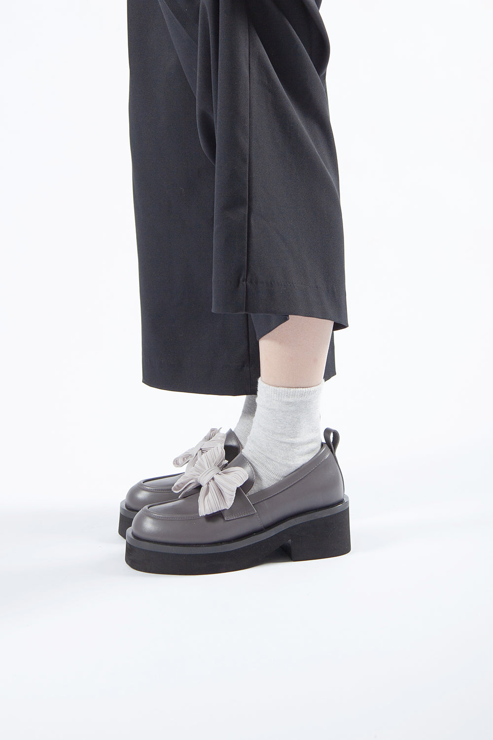 Bow Lady Loafer