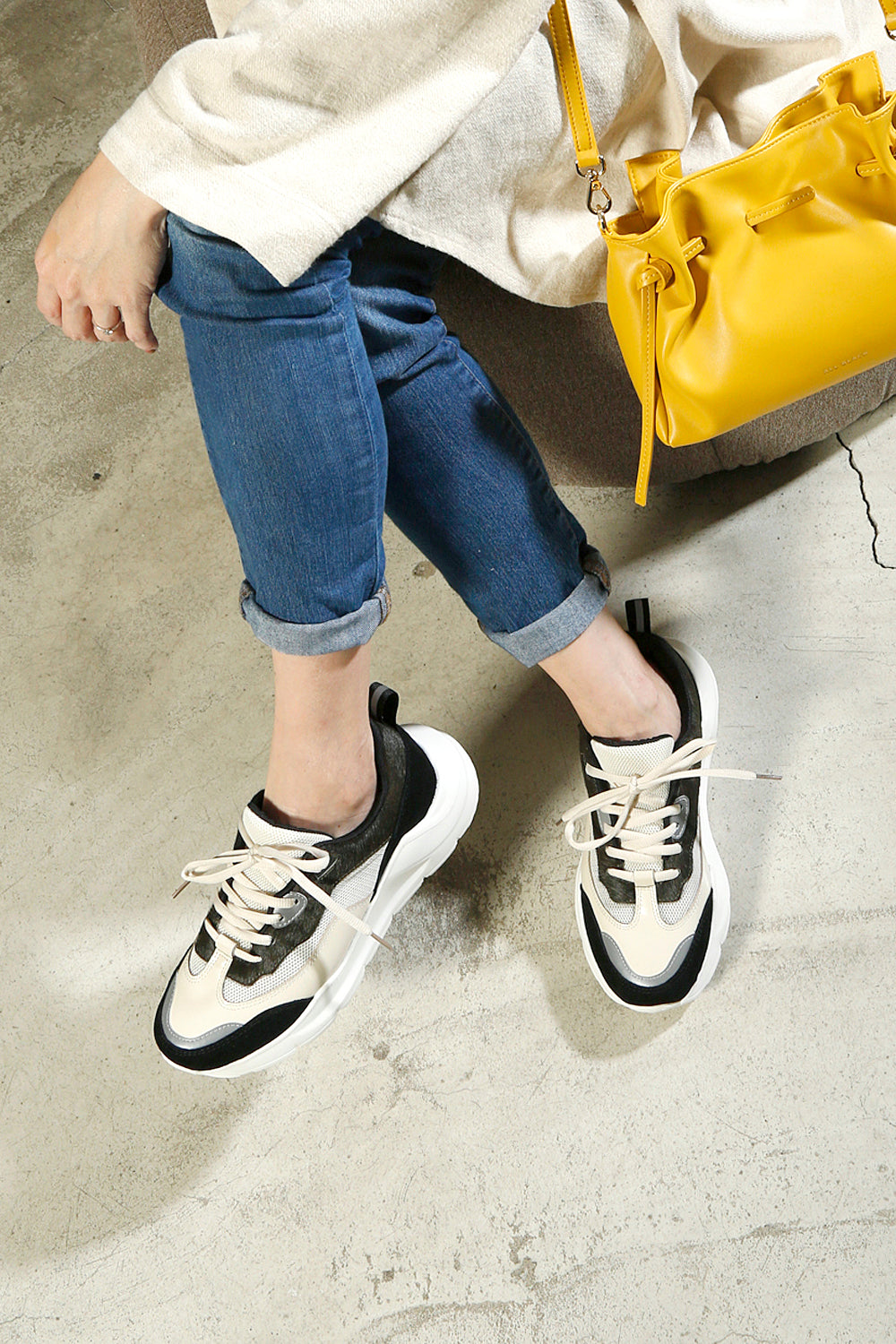 Nu Wave Fashion Sneak