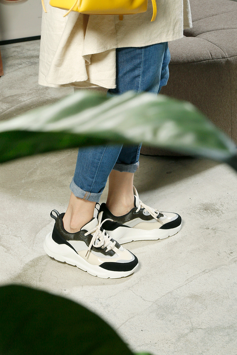 Nu Wave Fashion Sneak