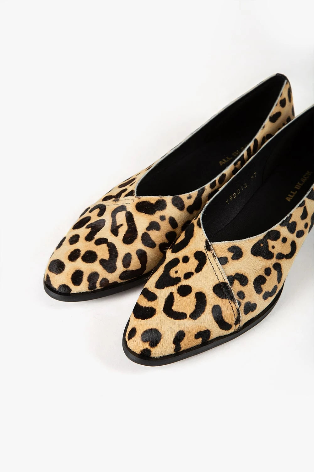 Overlap Fur Flat