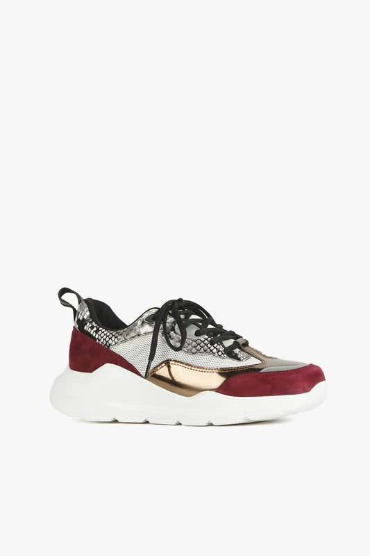 Nu Wave Fashion Sneak