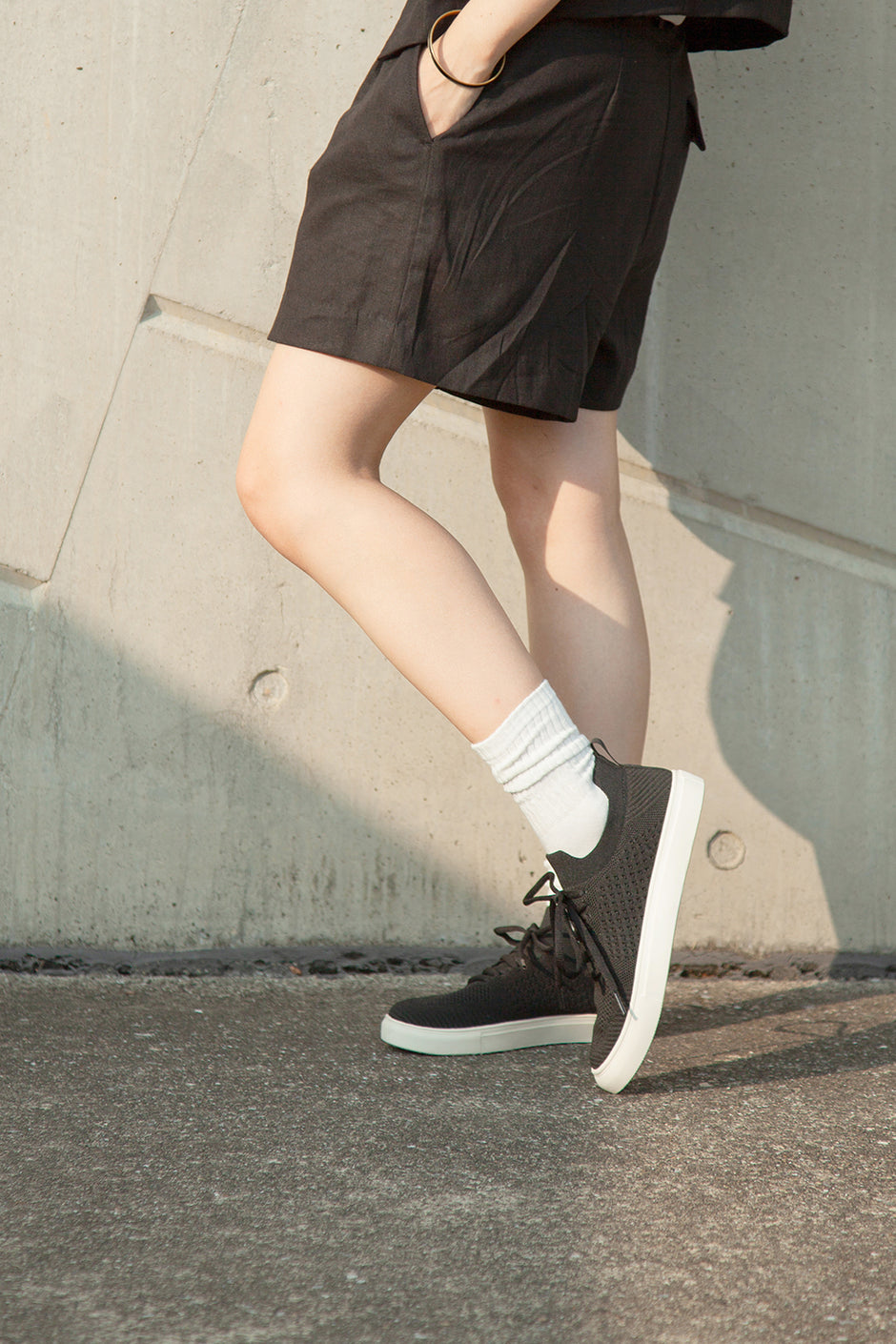 CLASSIC TRAINER IN BLACK FABRIC