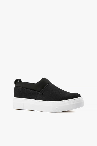 Xtra Comfy Sneak