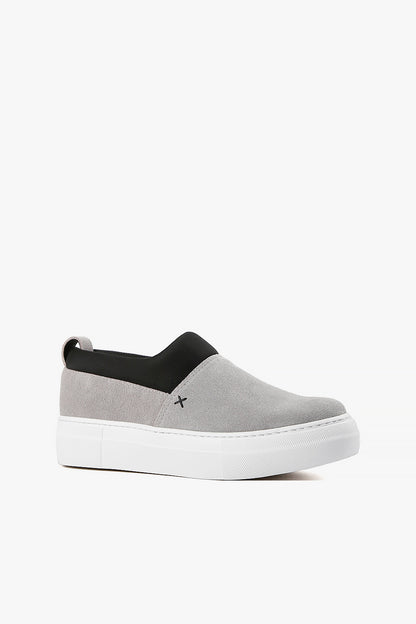 Xtra Comfy Sneak