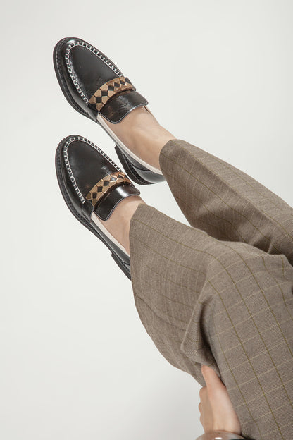 Clip & Stitch Loafer