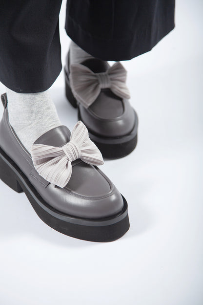 Bow Lady Loafer