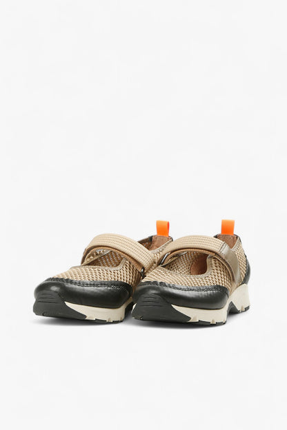 MJ Mesh Sneak