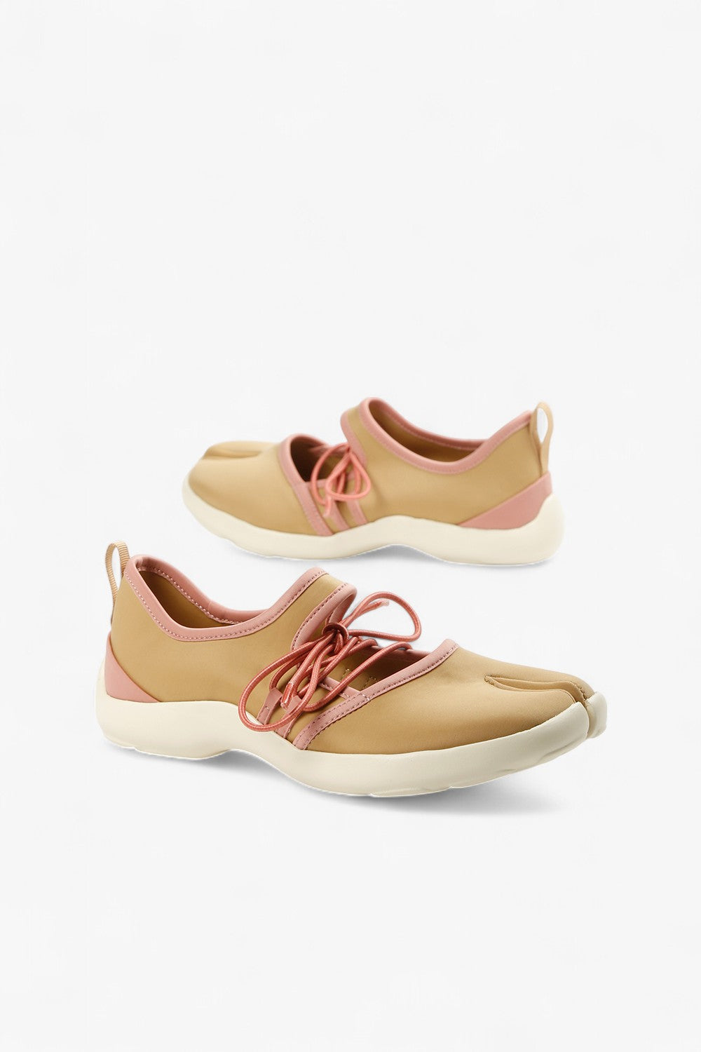 Split Toe Casual