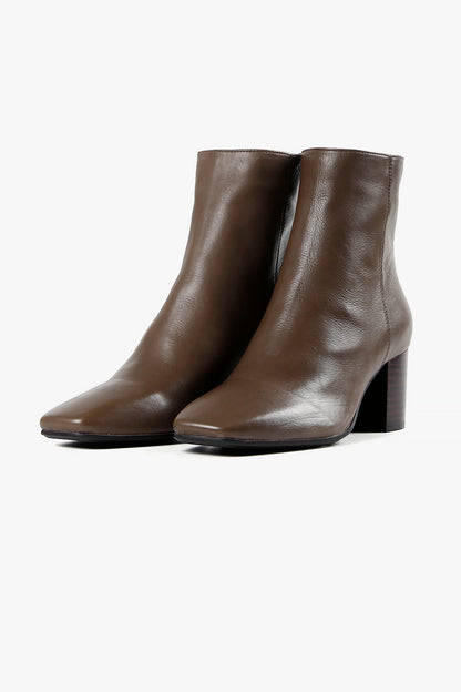 Sleek Bootie 24