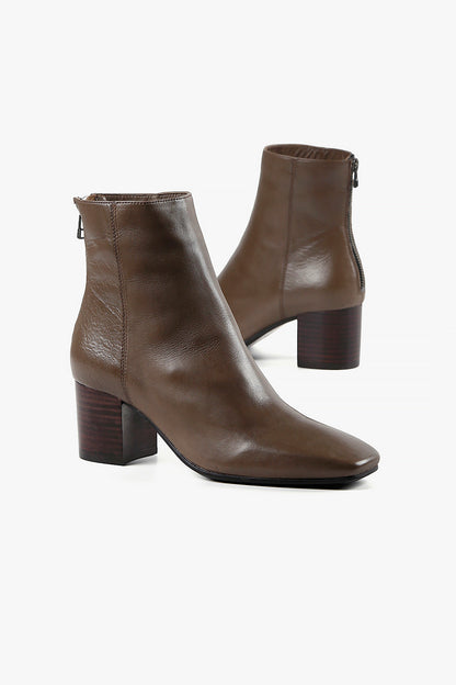 Sleek Bootie 24